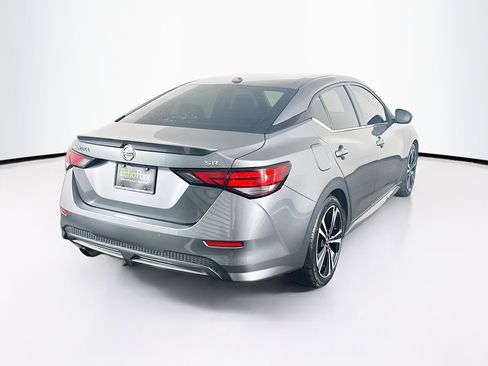 Used 2022 Nissan Sentra SR w/ SR Premium Package FWD image 9