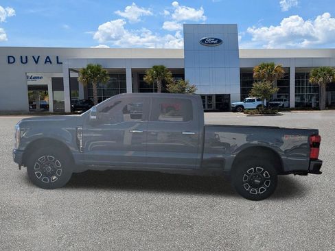 Used 2023 Ford F350 Platinum w/ FX4 Off-Road Package AWD/4WD image 7