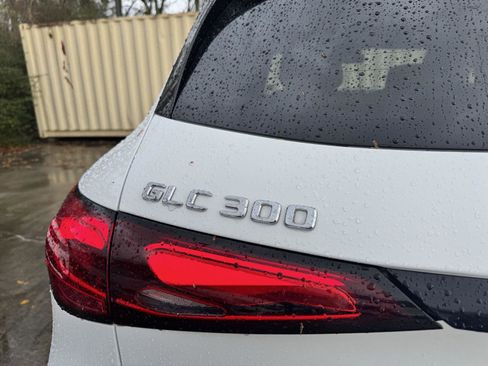 Certified 2025 Mercedes-Benz GLC 300 GLC 300 image 20