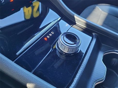 Certified 2024 Jeep Grand Cherokee L Laredo image 12