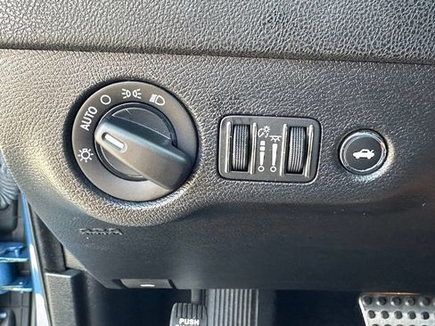 Used 2023 Dodge Charger R/T w/ Blacktop Package RWD image 31