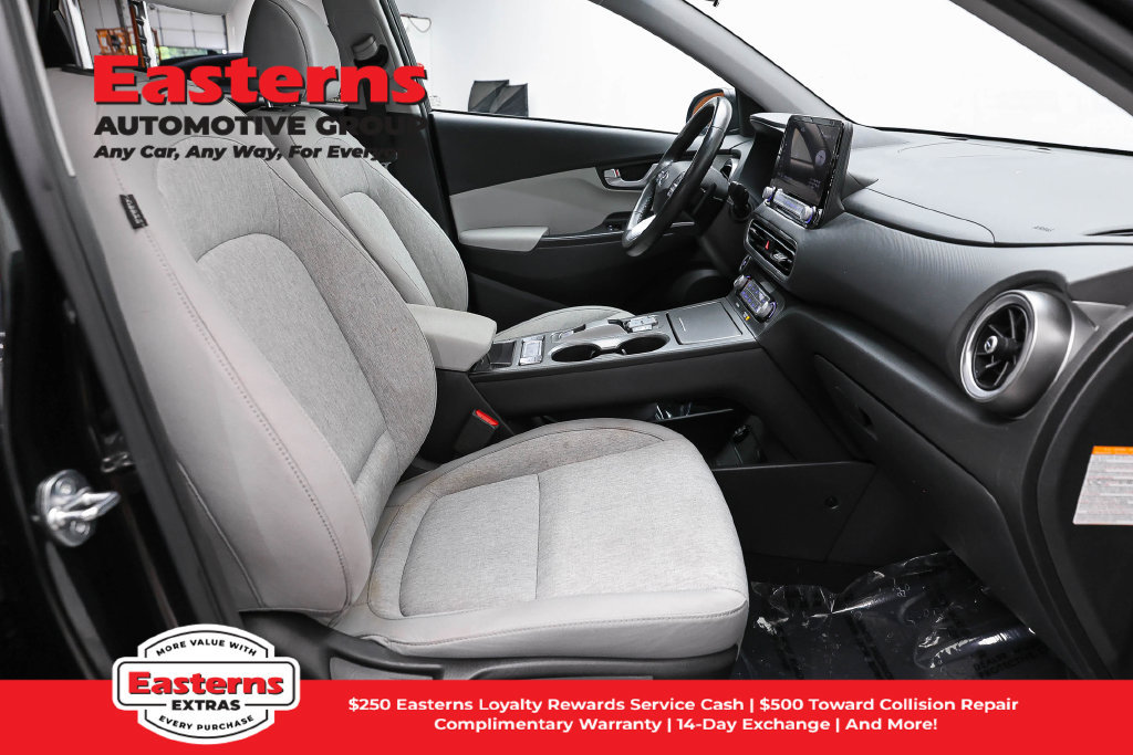 Used 2023 Hyundai Kona SEL FWD image 24