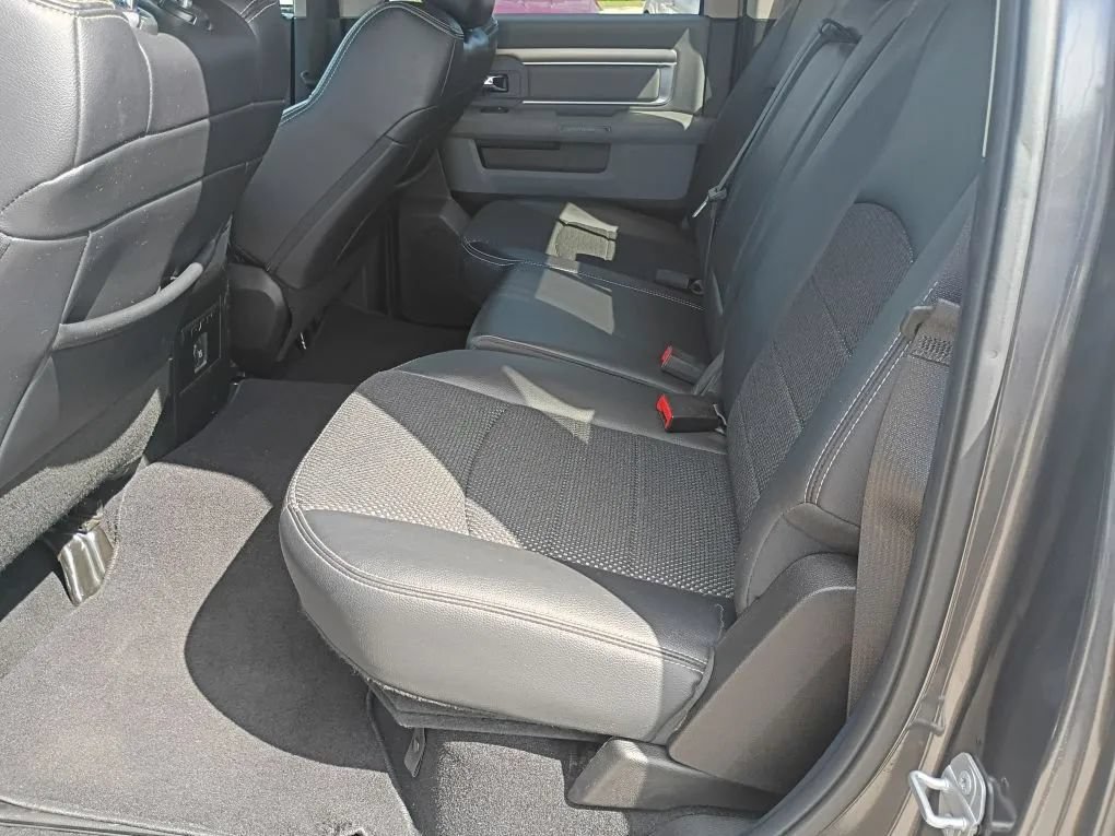 Used 2019 RAM 1500 Lone Star AWD/4WD image 17