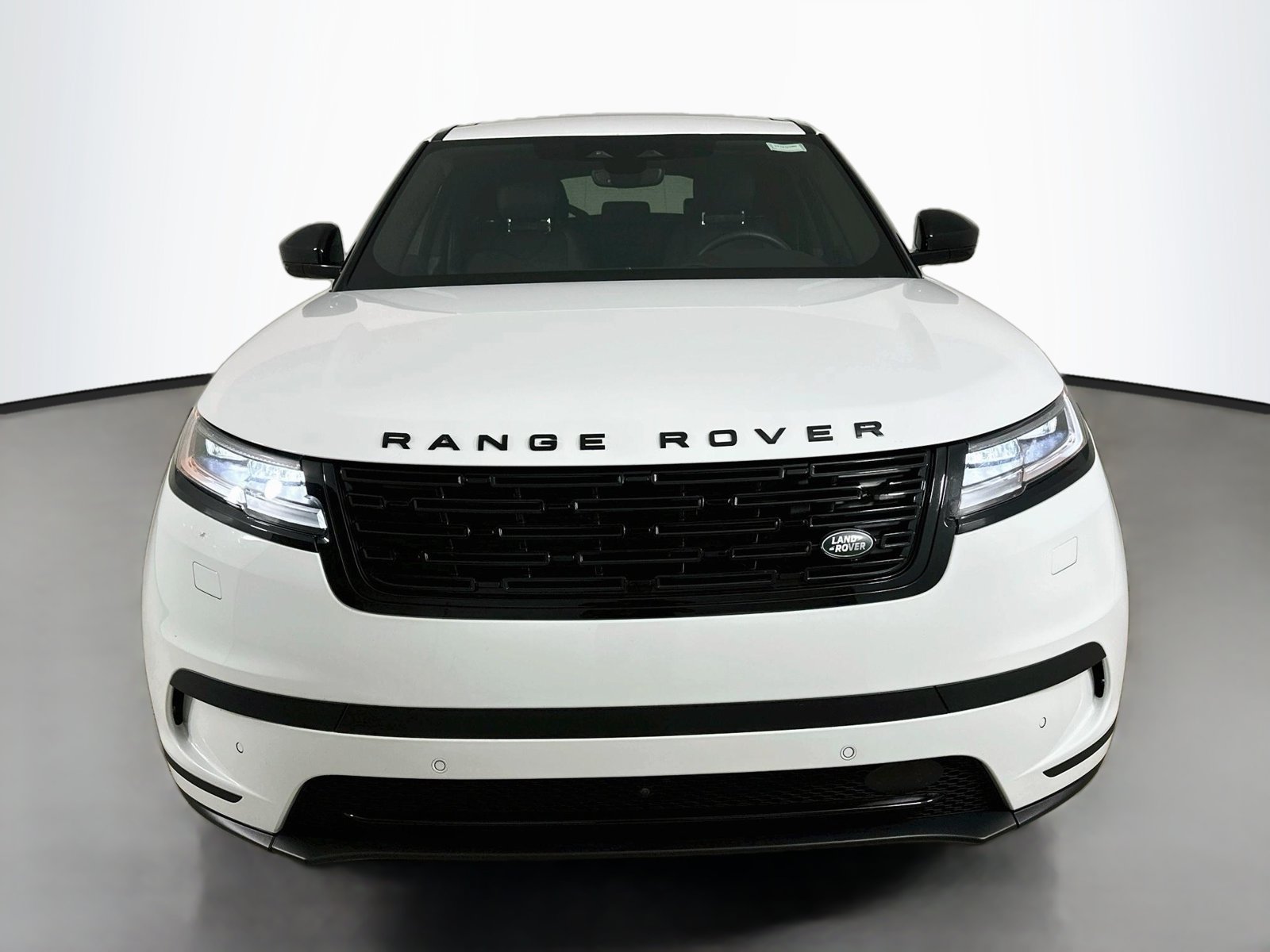 New 2026 Land Rover Range Rover Velar S AWD/4WD image 2