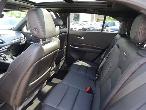 Used 2021 Cadillac XT4 Sport w/ Enhanced Visibility Package image 15