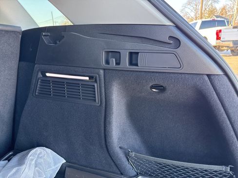 Used 2024 Audi Q5 2.0T Premium image 12