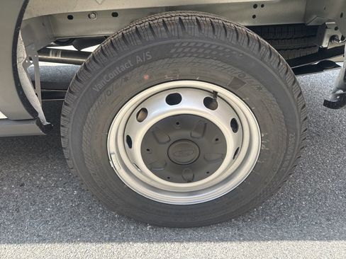 New 2025 Ford Transit 250 148 Medium Roof w/ Load Area Protection Package image 11