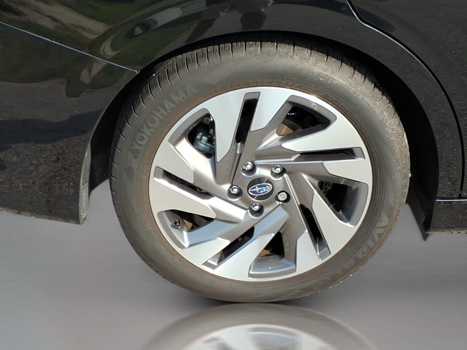 Used 2023 Subaru Legacy Limited AWD/4WD image 7