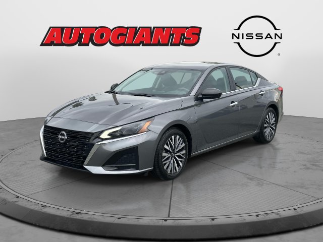 Used 2025 Nissan Altima 2.5 SV FWD image 7