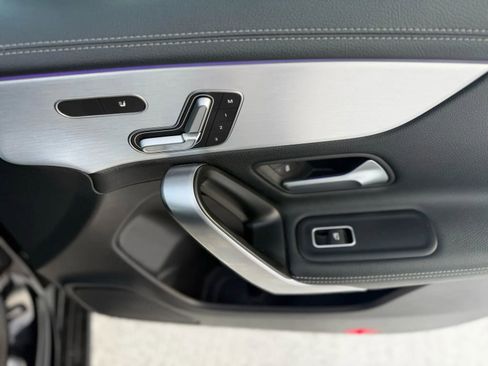 Used 2021 Mercedes-Benz CLA 250 4MATIC image 18