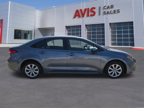 Used 2024 Toyota Corolla LE image 7