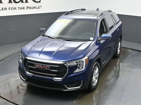 Used 2023 GMC Terrain SLE w/ Driver Convenience Package image 45