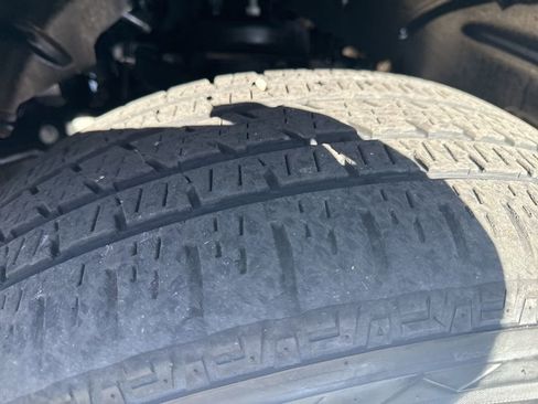 Used 2022 RAM 1500 Laramie w/ Sport Appearance Package AWD/4WD image 3