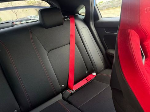 Used 2024 Honda Civic Type R image 16