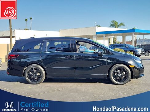 Certified 2023 Honda Odyssey Sport image 4