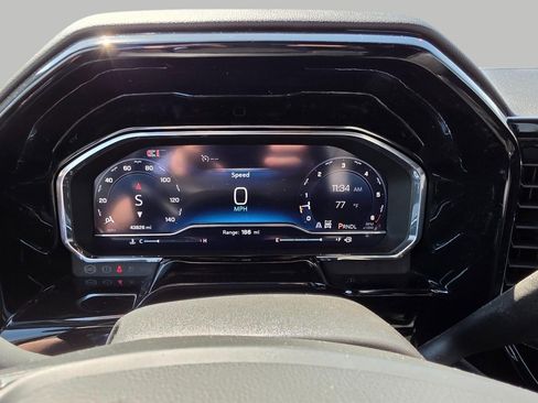 Used 2025 Chevrolet Silverado 1500 RST w/ Z71 Off-Road Package AWD/4WD image 56