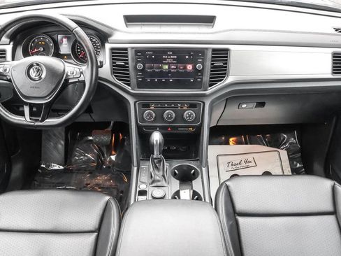Used 2018 Volkswagen Atlas SE image 28
