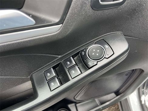 Certified 2024 Ford Escape Platinum image 11