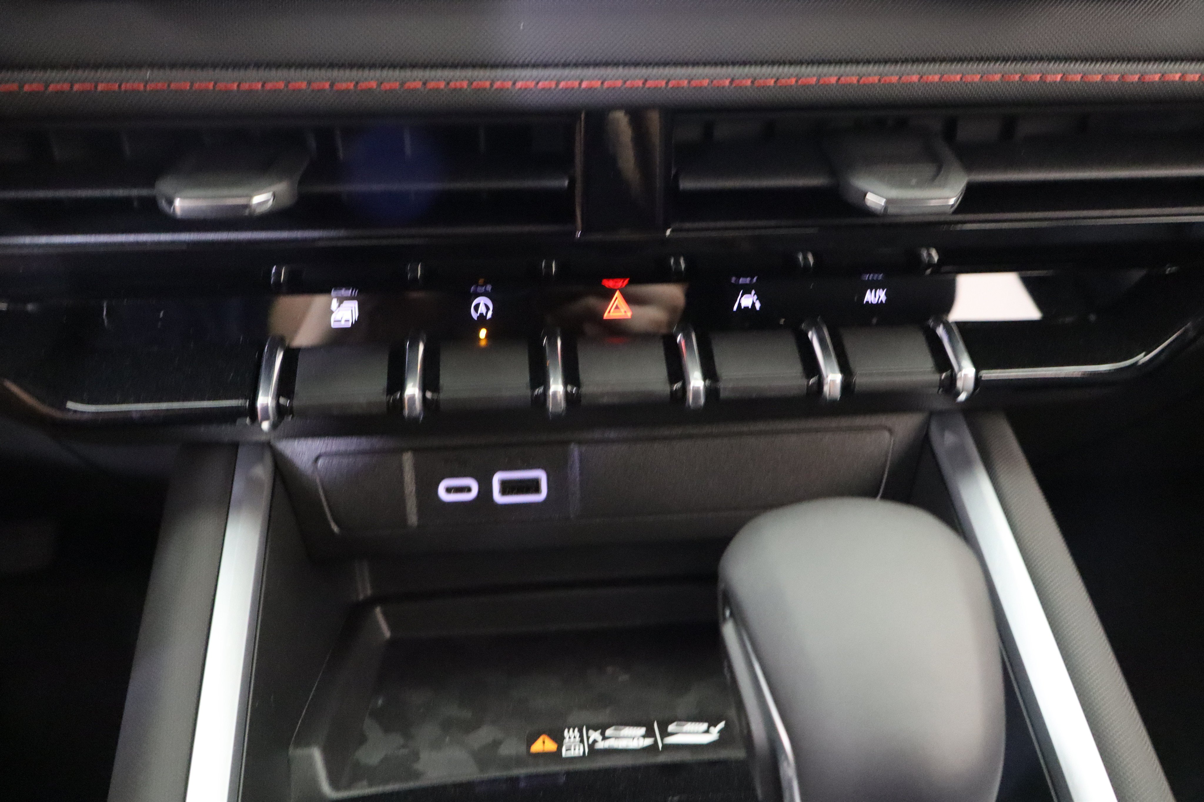 New 2026 Chevrolet Colorado Z71 w/ Technology Package AWD/4WD image 28