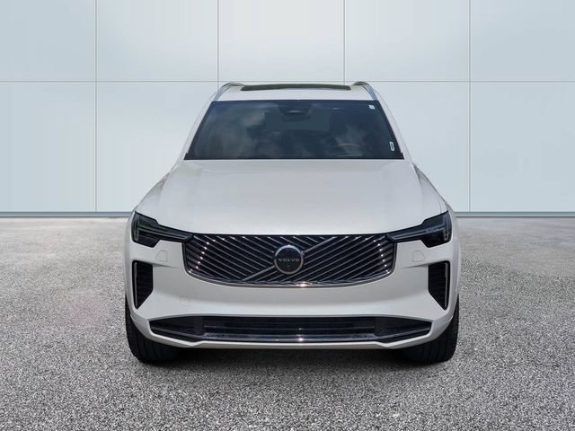 Certified 2025 Volvo XC90 B5 Ultra AWD/4WD image 2