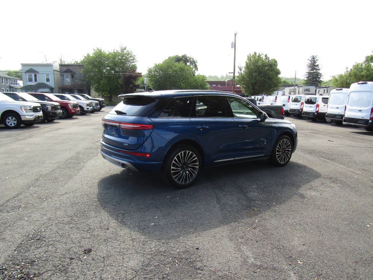 Used 2020 Lincoln Corsair Reserve w/ Equipment Group 201A AWD/4WD image 6