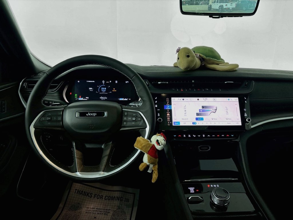 New 2026 Jeep Grand Cherokee Limited AWD/4WD image 16