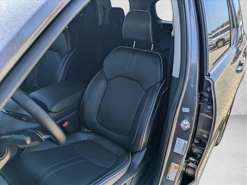 Used 2025 Honda Pilot Elite image 15