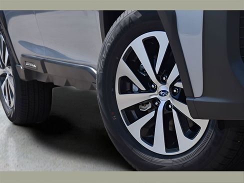 Used 2025 Subaru Outback Premium w/ Popular Package #1 image 10