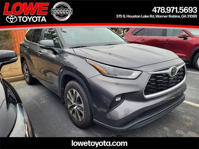 Used 2023 Toyota Highlander XLE