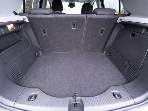 Used 2022 Chevrolet Trax LS w/ Tint and Cruise Package image 33