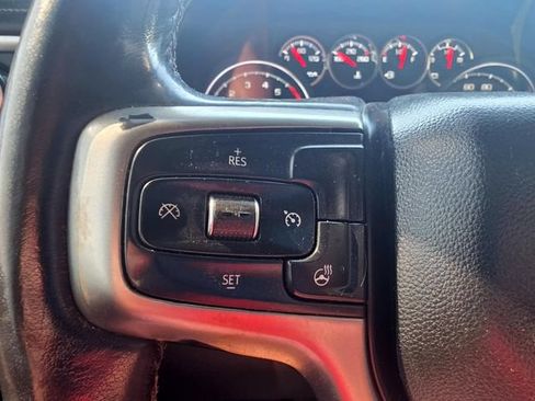 Used 2021 Chevrolet Silverado 1500 LT w/ Convenience Package II AWD/4WD image 16