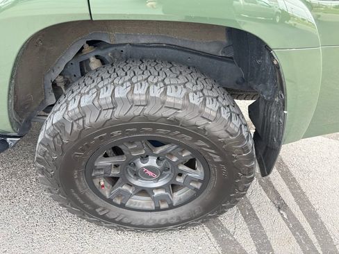 Used 2021 Toyota 4Runner Trail Special Edition AWD/4WD image 8