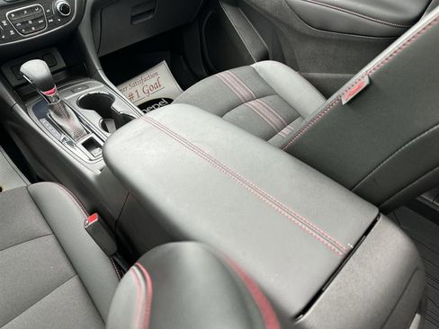 Used 2024 Chevrolet Equinox RS image 20