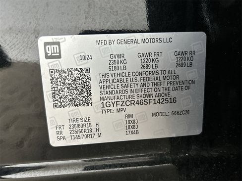 Used 2025 Cadillac XT4 Premium Luxury image 45