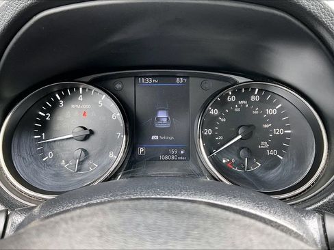 Used 2019 Nissan Rogue SV AWD/4WD image 13