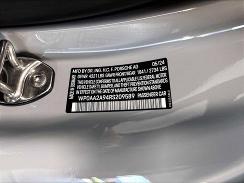 Used 2024 Porsche 911 Carrera T RWD image 34
