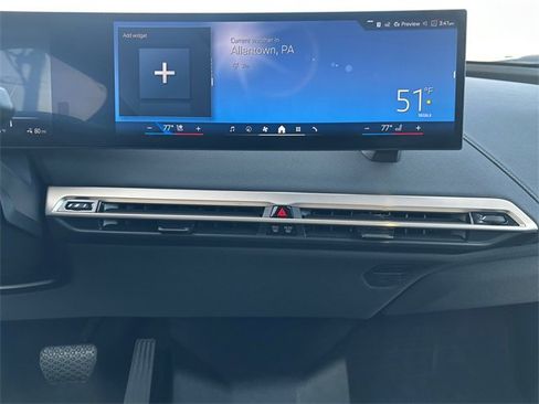 Certified 2025 BMW iX xDrive50 image 17