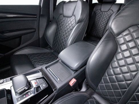 Used 2021 Audi SQ5 Prestige w/ Prestige Package image 13
