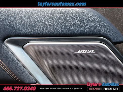 Used 2022 Chevrolet Silverado 1500 High Country w/ High Country Premium Package AWD/4WD image 36