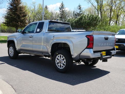 New 2026 Toyota Tacoma SR5 RWD image 3