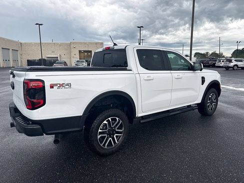Used 2025 Ford Ranger Lariat w/ FX4 Off-Road Package AWD/4WD image 4