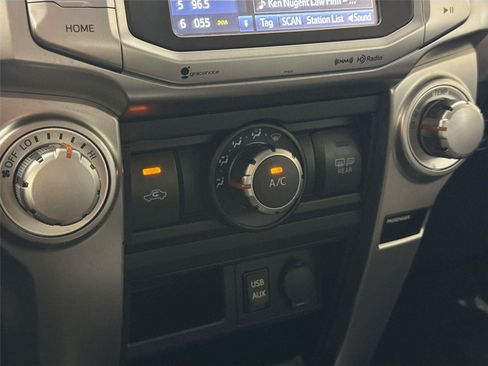 Used 2019 Toyota 4Runner SR5 AWD/4WD image 21