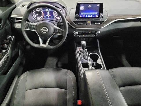 Used 2023 Nissan Altima 2.5 SV image 22