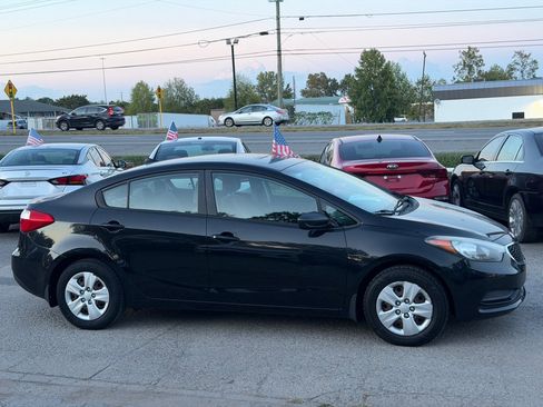 Used 2014 Kia Forte LX FWD image 4