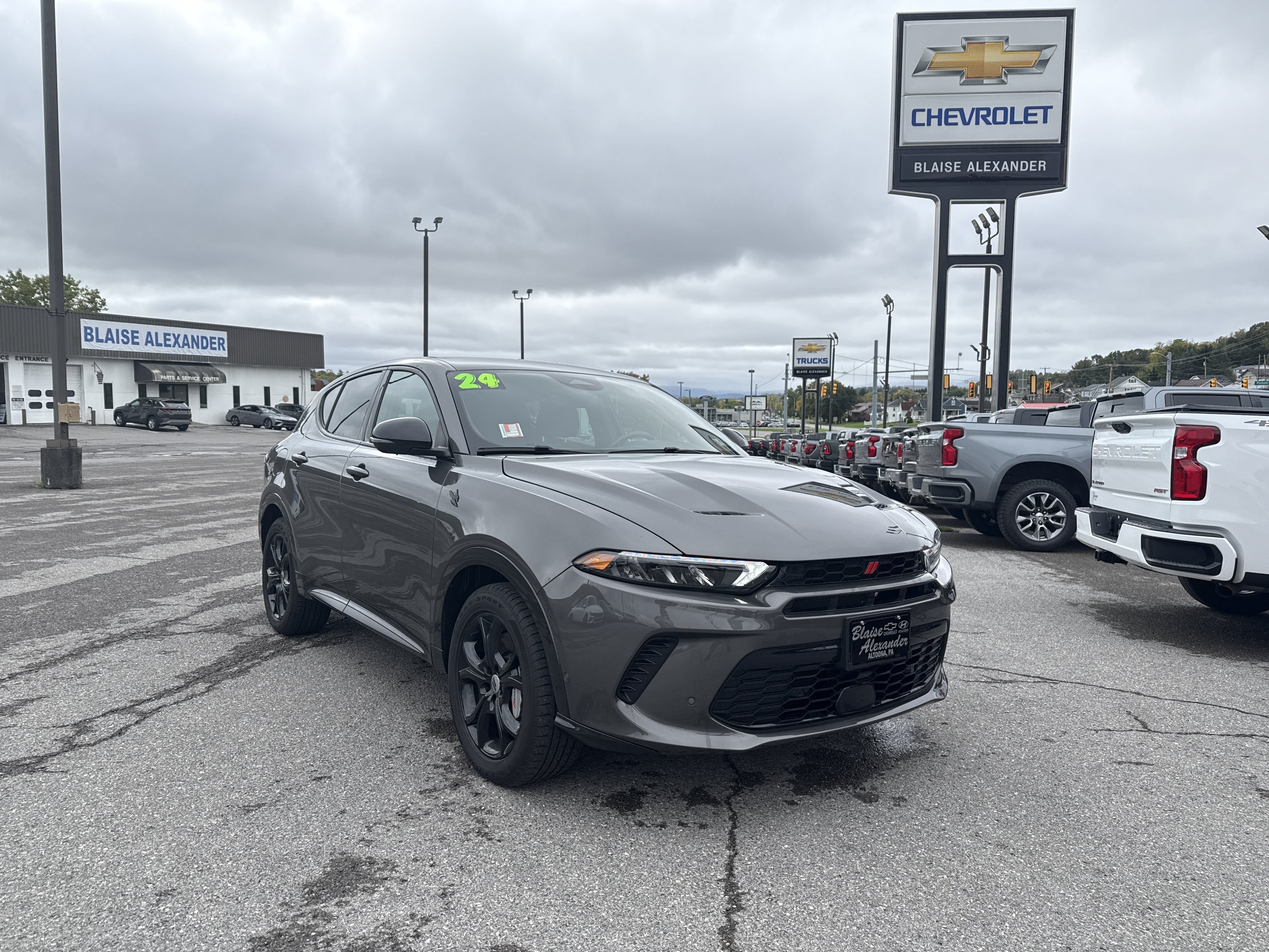 Used 2024 Dodge Hornet R/T w/ Tech Pack w/o Parking AWD/4WD image 1