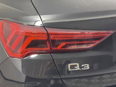 Used 2023 Audi Q3 2.0T Premium w/ Convenience Package image 25