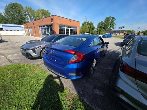 Used 2019 Honda Civic LX image 3