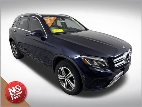 Used 2019 Mercedes-Benz GLC 300 4MATIC image 1