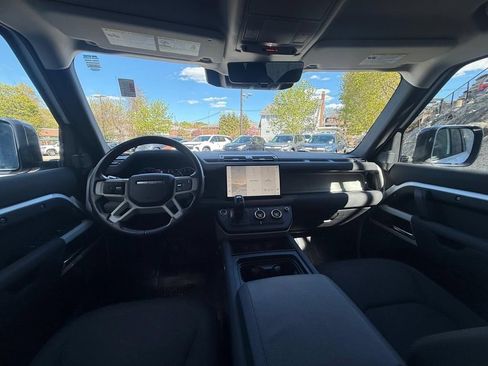 Used 2022 Land Rover Defender 110 AWD/4WD image 22