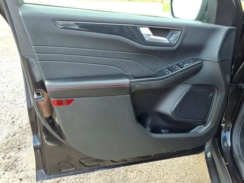Used 2023 Ford Escape ST-Line Select w/ Tech Pack #1 AWD/4WD image 13
